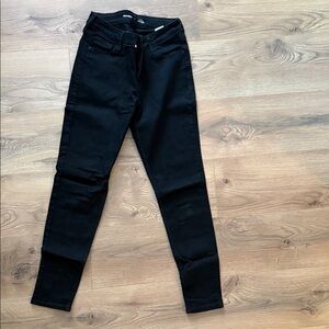 Old Navy Black Skinny Jeans — High-Rise Women’s Fit